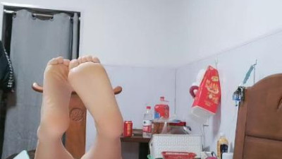  홈판 섹시 길고양이 얼굴 공개방송 늑대친구와 장난치며 게임하기, 섹시하고 몸매완성, 엉덩이 내밀고 풀 찾기, 쪼개서 클로즈업 보기 (쿨걸야동,섹트야동,쇼츠야동,한국야동)