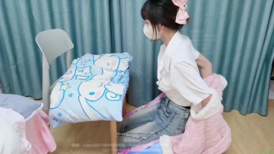 ✅톱 콘트라스트 로리✅귀여운 외모에 뽀시래기 아빠에게 매정하게 체조를 당하고, 애교 섞인 음성을 지르며 욕심을 내는 귀여운 콘트라스트 암캐 (쿨걸야동,섹트야동,쇼츠야동,한국야동)