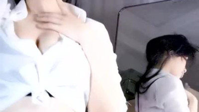  ❤️❤️타이트한 반바지 기질의 언니, 거울 앞에서 엉덩이 들기, 립앤피 아이템 꽂기, 목 꼬집기, 엉덩이 들기, 뒤틀기, 호들갑스러운 여동생 (쿨걸야동,섹트야동,쇼츠야동,한국야동)