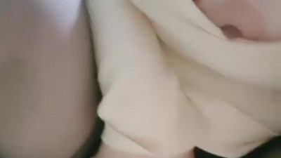  ❤️❤️G컵 큰 우유병3, 집안에서 대포를 쏘며 한 쌍의 큰 젖가슴을 이리저리 흔들며, 젖꼭지를 끼면서 핥고, 개구멍을 까고, 터프히트를 치며, 탑승위폭초 (쿨걸야동,섹트야동,쇼츠야동,한국야동)