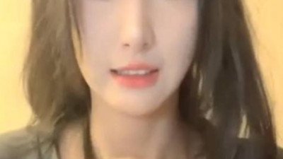  ❤️❤️최고의 인플루언서 여신, 셔츠에 검은 다리, 애교 철철, 발가벗은 자위, 최고의 미모 엉덩이 들기, 긁기 유혹 (쿨걸야동,섹트야동,쇼츠야동,한국야동)