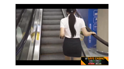 공항 직원과 화장실에서 몰레 (쿨걸야동,섹트야동,쇼츠야동,한국야동)