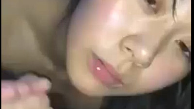 《여자 얼굴 빨개진거 봐》 트위터야동 (쿨걸야동,섹트야동,쇼츠야동,한국야동)